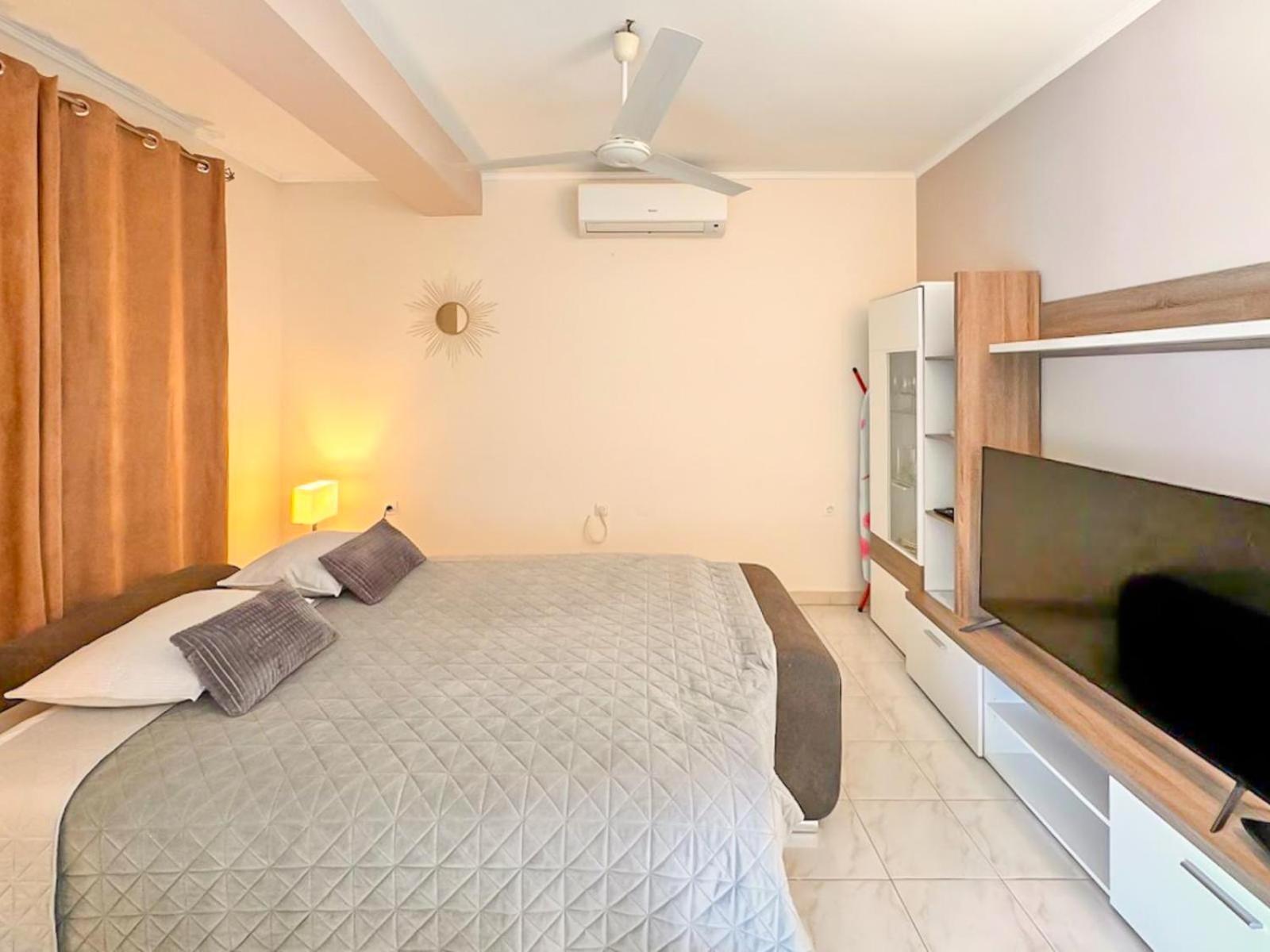 Studio Vesna With A Terrace And Sea View Rabac Bagian luar foto