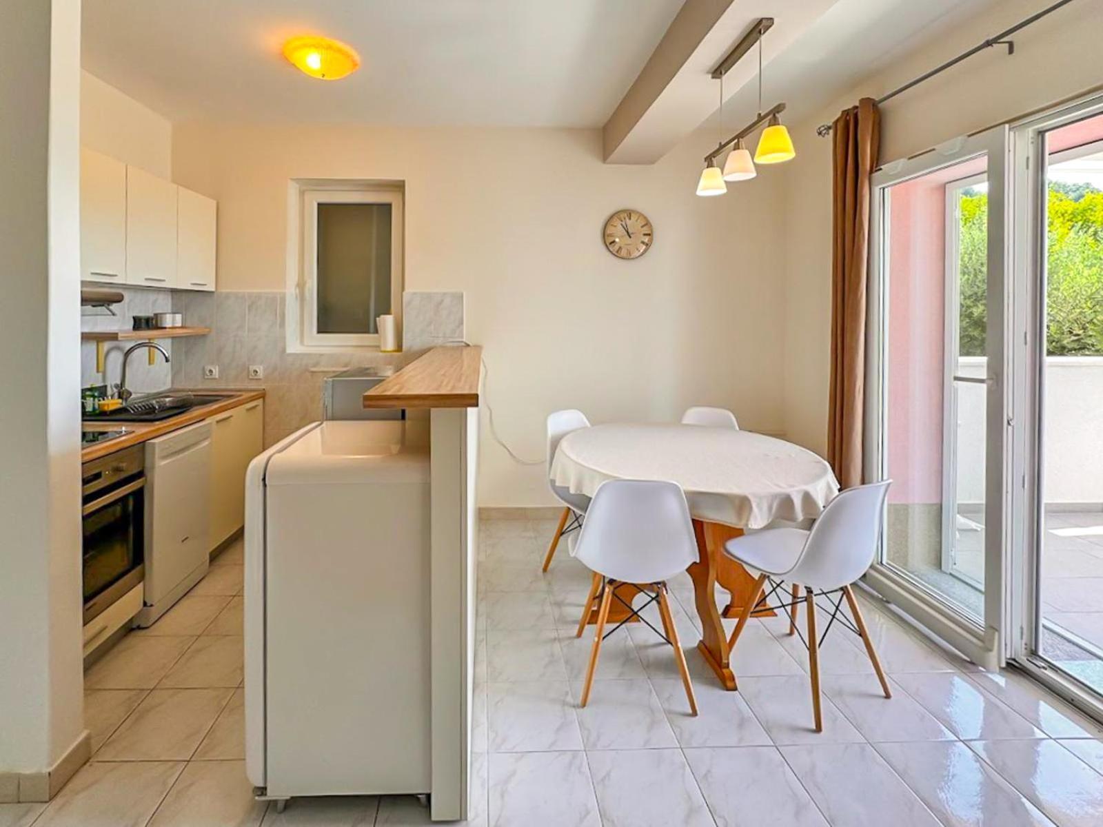 Studio Vesna With A Terrace And Sea View Rabac Bagian luar foto